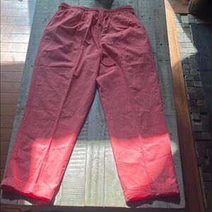 Pink Cropped Ankle Pants with Elastic Waistband